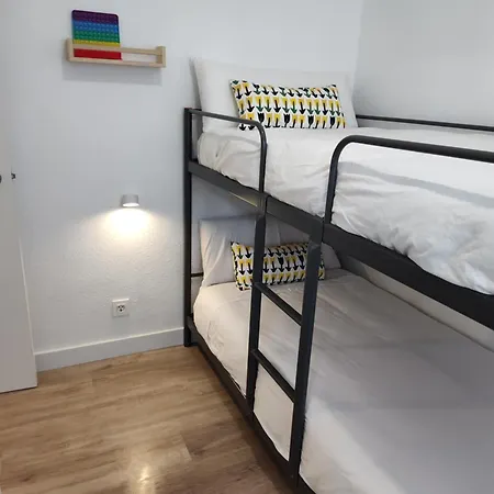 Entero Con Desayuno Incluido Y Parking Gratuito, A 3 Km De Playa Con Aire Acondicionado Apartment *