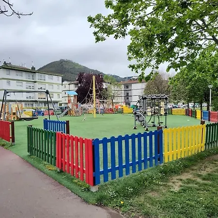 Entero Con Desayuno Incluido Y Parking Gratuito, A 3 Km De Playa Con Aire Acondicionado Διαμέρισμα *