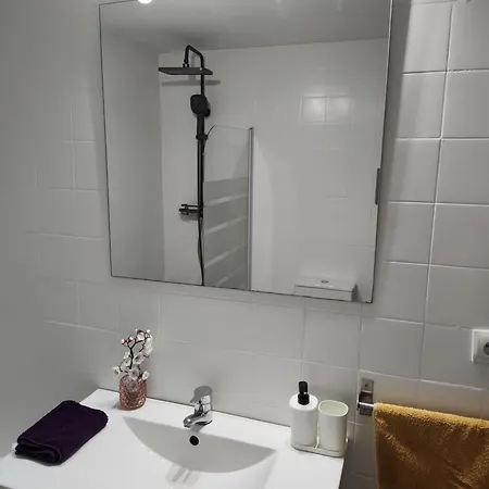 Διαμέρισμα Entero Con Desayuno Incluido Y Parking Gratuito, A 3 Km De Playa Con Aire Acondicionado